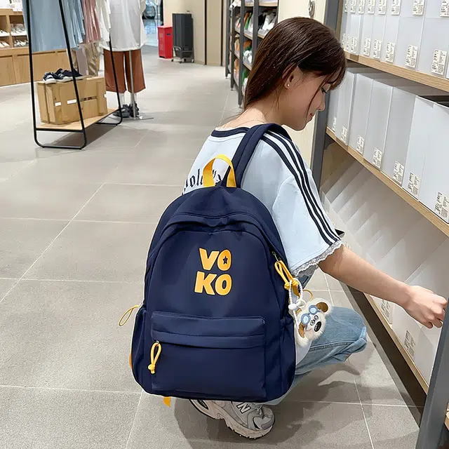 蔻蒂熊 女简约撞色休闲书包女大学生中学生轻便旅游背包 牛津纺 双肩包 常规 青少年 米白色/黑色/浅绿色/浅绿色/深蓝色