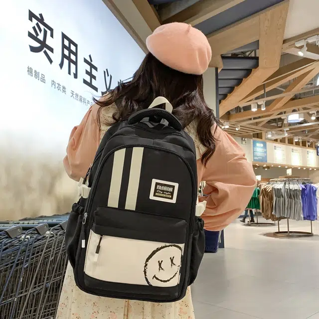 蔻蒂熊 学院风初高中学生上课书包韩版简约撞色百搭背包大容量通勤 尼龙布 双肩包 常规 青少年 白色/黑色/红色/紫色/卡其色/蓝色