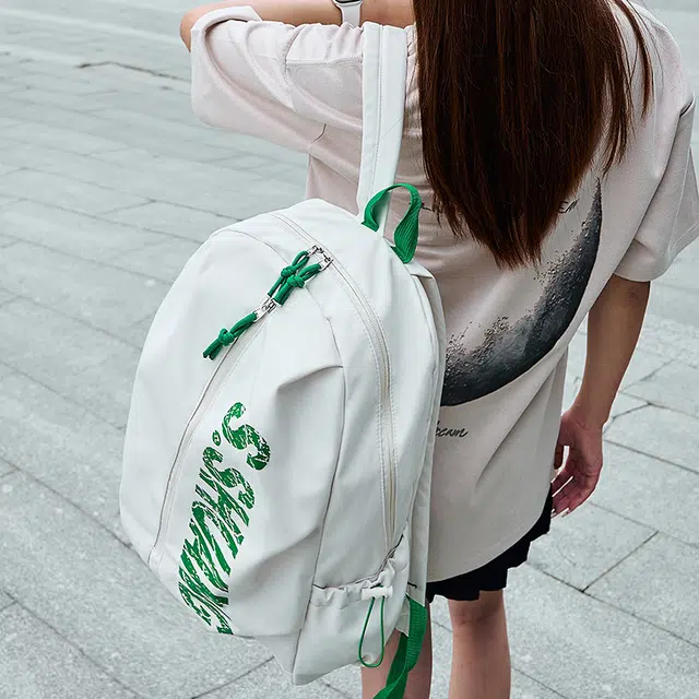 蔻蒂熊 书包女韩版大容量潮流时尚背包初中高中学生简约电脑 尼龙布 双肩包 常规 米白色/黑色/浅棕色/蓝色