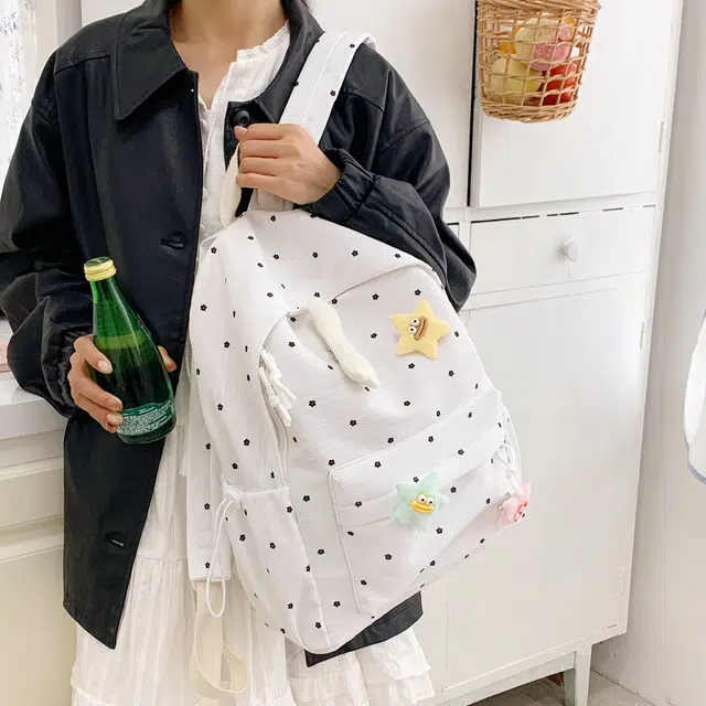 蔻蒂熊 氛围书包大学生高中生百搭碎花初中生小众设计少女背包可爱波点大容量 尼龙布 双肩包 常规 白色/黑色/红色