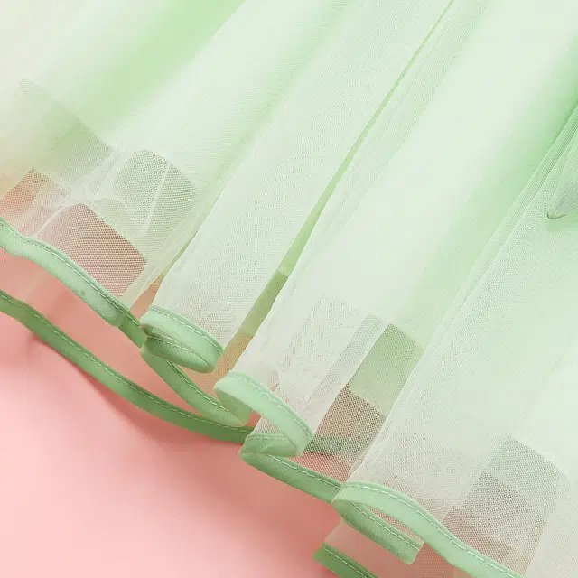 十月妈咪 童装 拼色方领雏菊刺绣收腰短袖儿童汉服 女童 雏菊绿