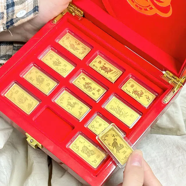凤庙珠宝 龙年十二生肖纪念黄金摆件商务收藏品增值储蓄复古新中式国潮生肖本命年 足金 投资类 金条金币 男女同款情侣款 礼盒