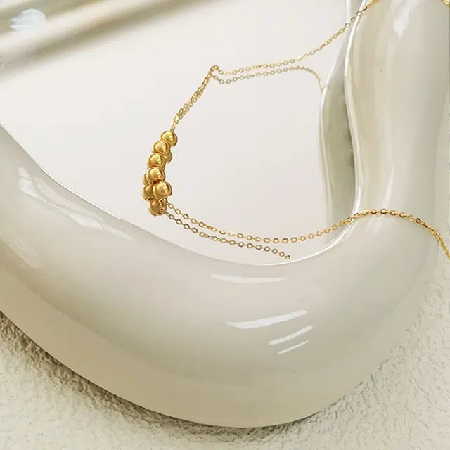 凤庙珠宝 简约亮面转运珠 精致浪漫小众小金豆小金珠吊坠 极简百搭温柔锁骨链 素链 项链 女款 礼盒礼物