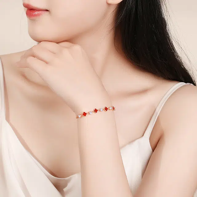 S925