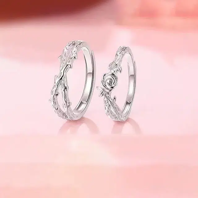 925