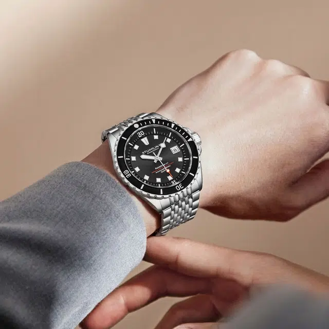 STUHRLING 42mm 2001009.01