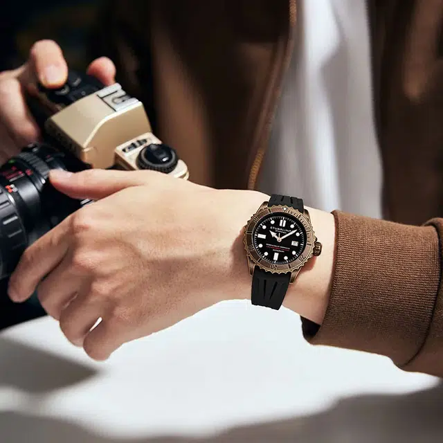 STUHRLING 44mm 200 1003.01