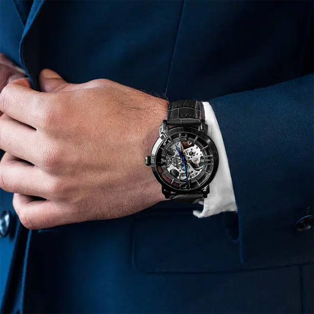 STUHRLING 44 165B2.335569