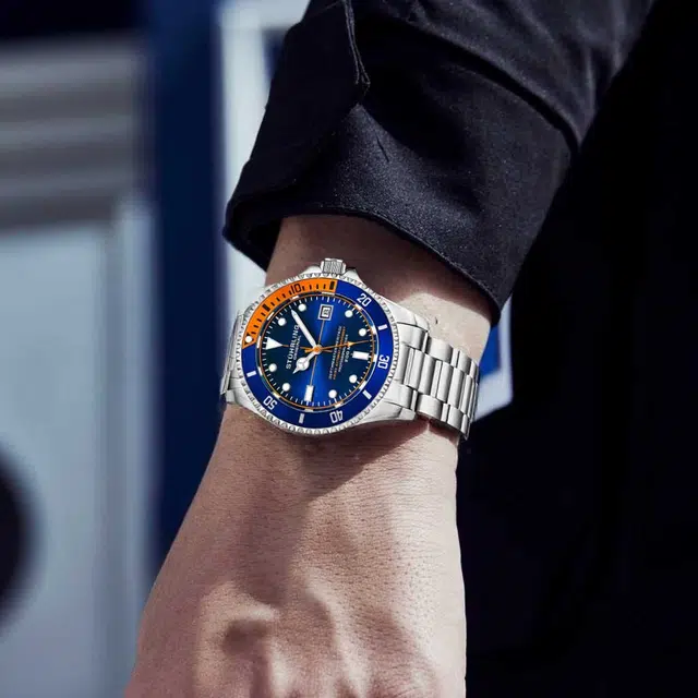 STUHRLING 42mm 200