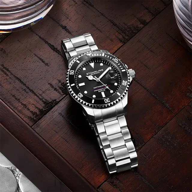 STUHRLING 42 883.01black