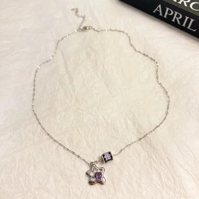 好银坊 <星星小熊> 冷酷小蛮腰 甜酷花朵小熊 高级感百搭轻奢小众设计 铜合金 项链 女款