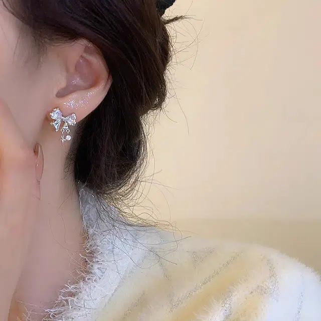 S925