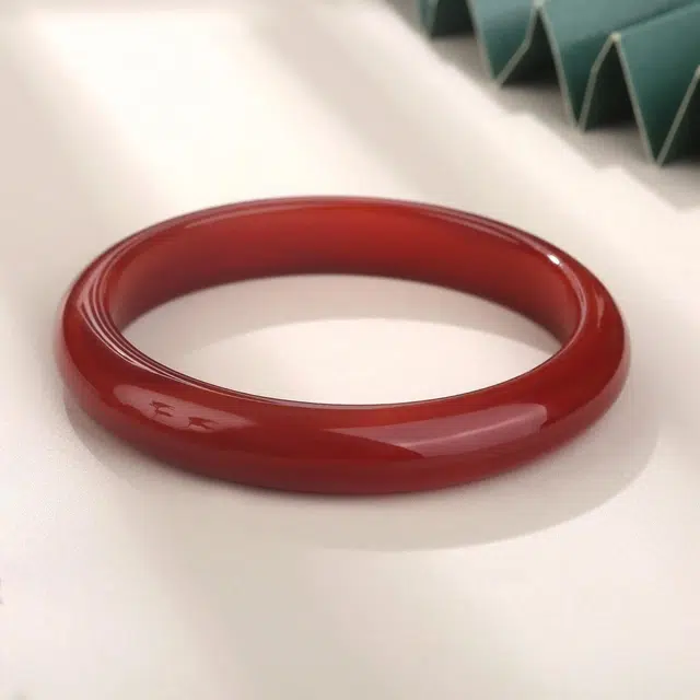 好银坊 赤红贵妃镯 中国红新中式江南风 国潮吉祥古色古香汉服旗袍经典色 百搭高级感轻奢风#好运 玛瑙 手镯 女款