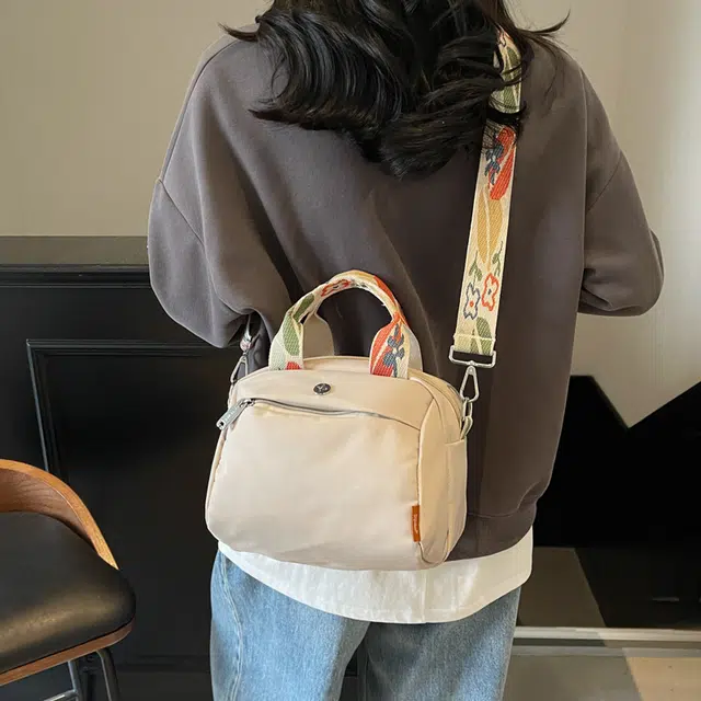 泰迪珍藏 休闲时尚百搭通勤 布 单肩斜挎手提包 常规 女款 多色