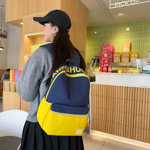 泰迪珍藏 撞色字母设计运动 尼龙 双肩包 女款 多色