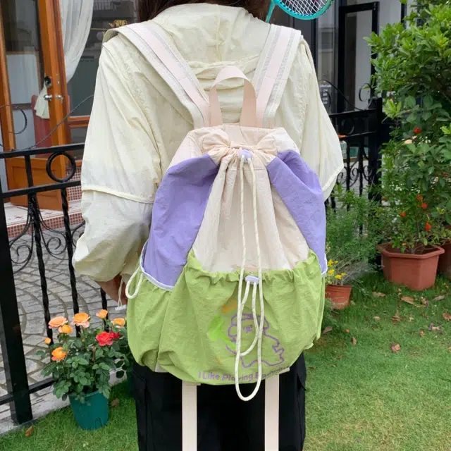 泰迪珍藏 撞色简约抽绳设计百搭 塔丝隆 背包双肩包 女款 多色