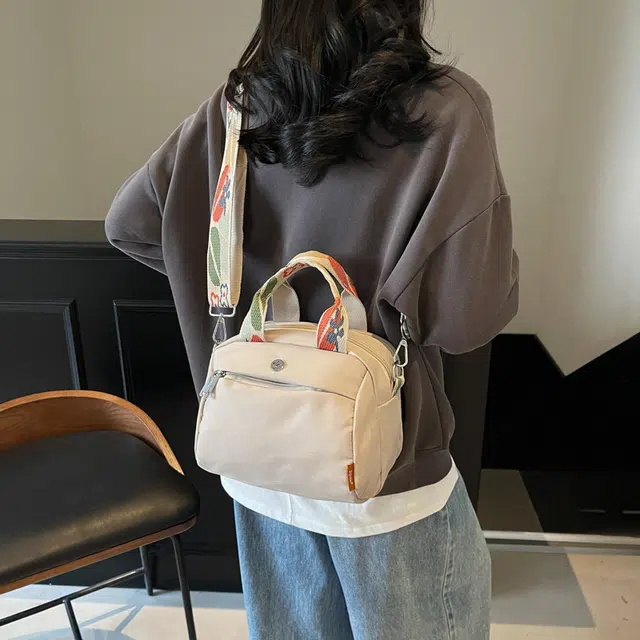 泰迪珍藏 休闲时尚百搭通勤 布 单肩斜挎手提包 常规 女款 多色