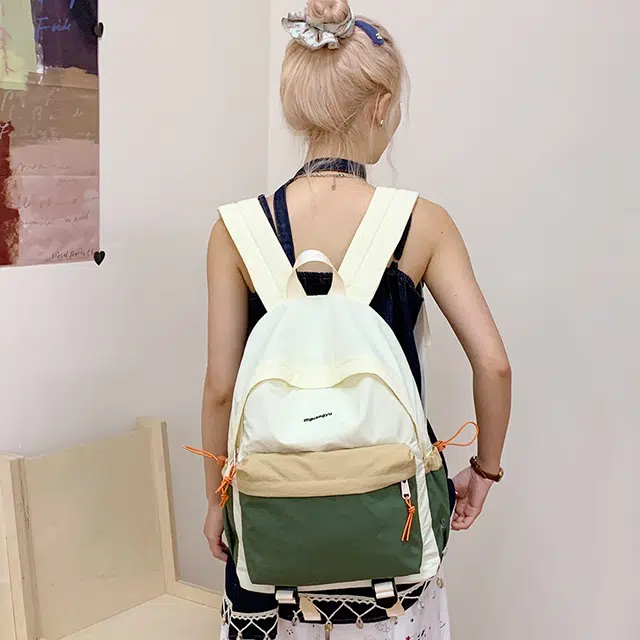 泰迪珍藏 撞色轻便百搭 尼龙布 双肩包 常规 女款 多色