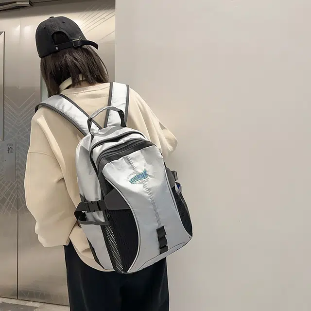 泰迪珍藏 小众美式复古 尼龙 双肩包 常规 男女同款情侣款 银色