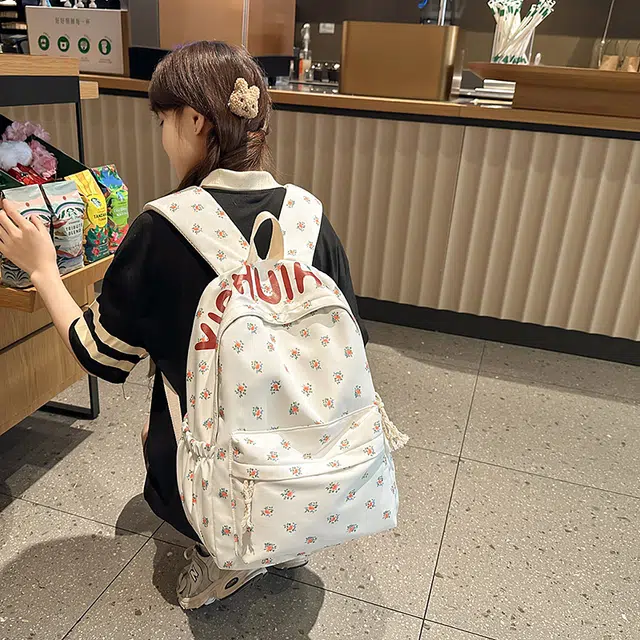 泰迪珍藏 韩版小清新个性字母小碎花初高中生大学生研学背包 尼龙 双肩包 女款 多色