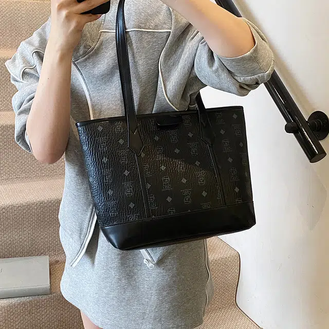 PU Tote