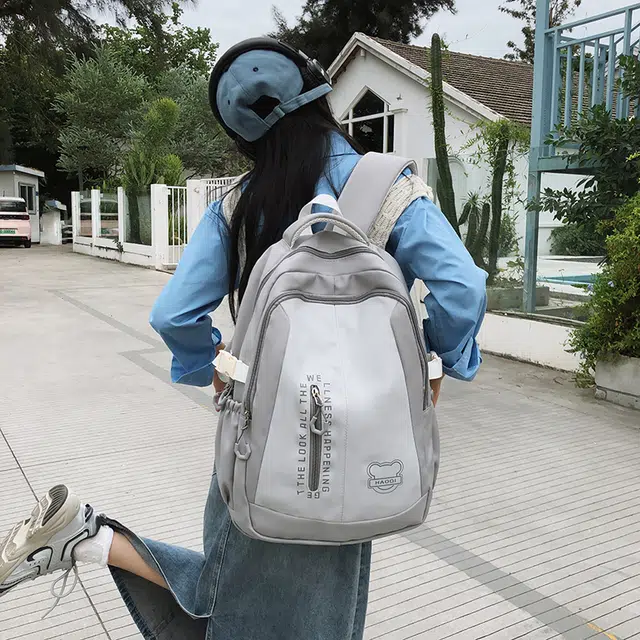 泰迪珍藏 日系高颜值书包大容量轻便背包电脑包 尼龙 双肩包 常规 女款 多色