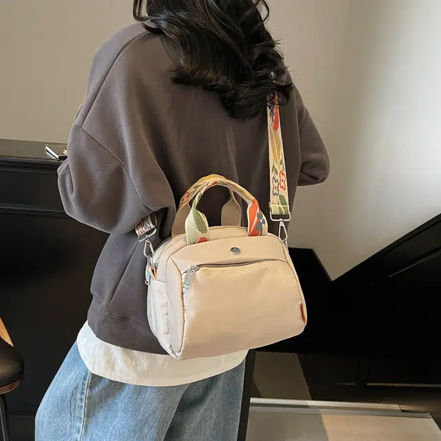 泰迪珍藏 休闲时尚百搭通勤 布 单肩斜挎手提包 常规 女款 多色