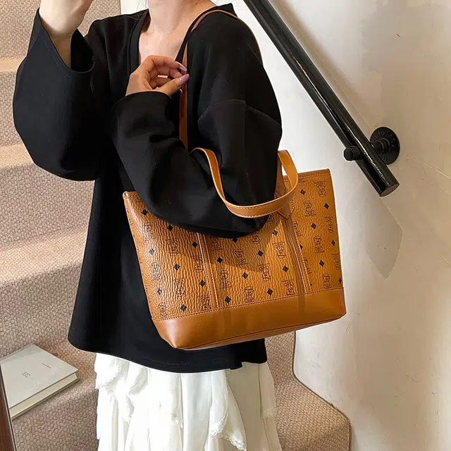 PU Tote