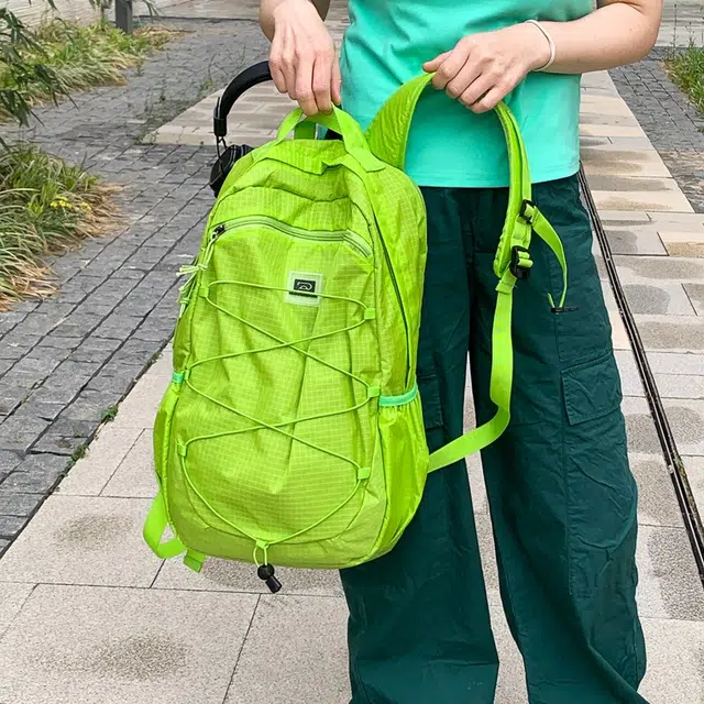 泰迪珍藏 时尚小众简约纯色百搭轻便 尼龙 双肩包 男女同款情侣款 多色