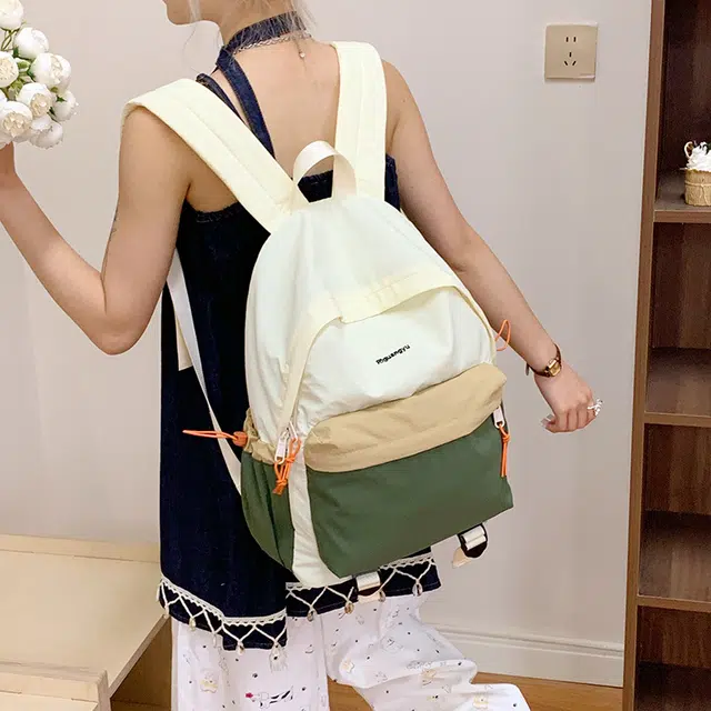 泰迪珍藏 撞色轻便百搭 尼龙布 双肩包 常规 女款 多色