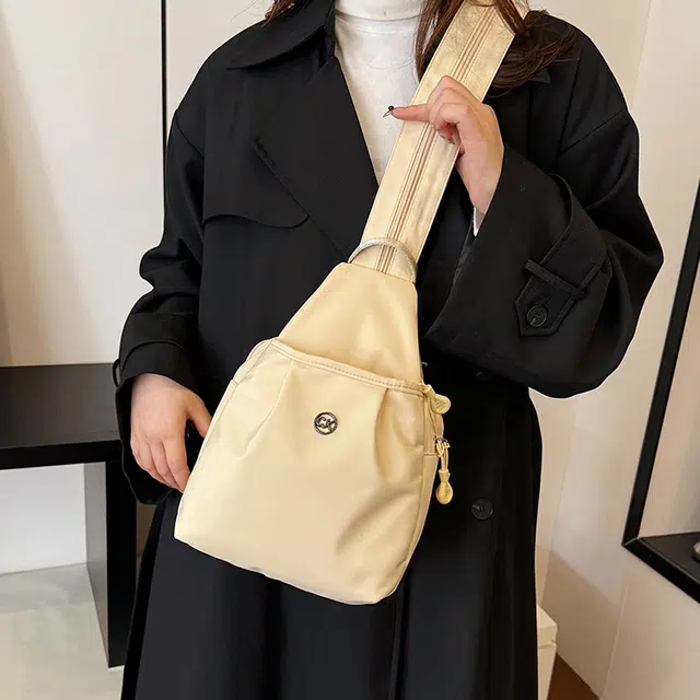 泰迪珍藏 日常通勤两用斜挎包多层多口袋 水洗布 胸包双肩包 女款 多色