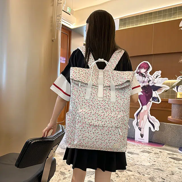 泰迪珍藏 日系小清新碎花书包初中生高中大学生通勤电脑旅游轻便背包 尼龙 双肩包 女款 多色