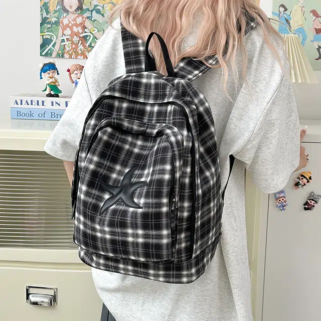 泰迪珍藏 小众复古格子海星大容量轻便 尼龙 双肩包 女款 黑色