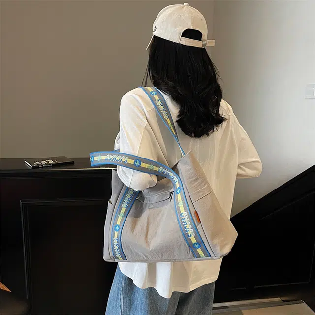 泰迪珍藏 韩版大容量时尚简约包上班通勤 帆布 托特包单肩包 女款 多色