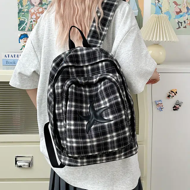 泰迪珍藏 小众复古格子海星大容量轻便 尼龙 双肩包 女款 黑色