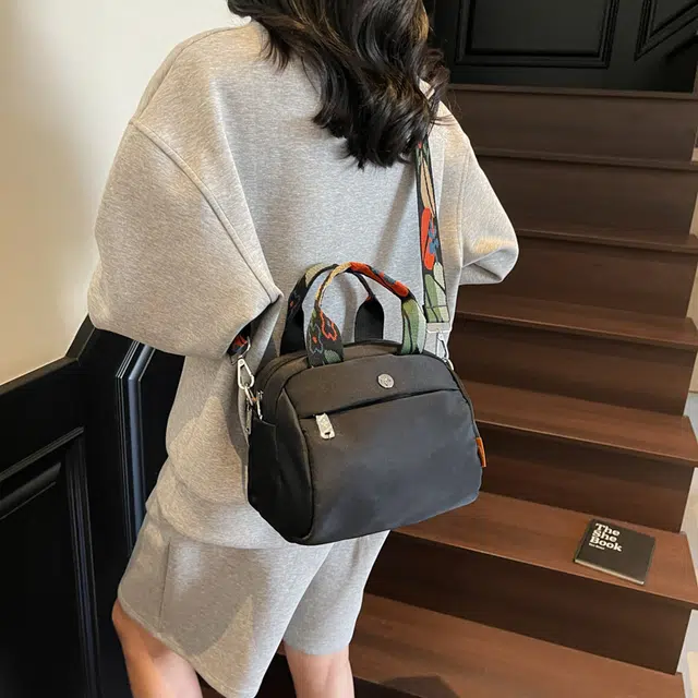 泰迪珍藏 休闲时尚百搭通勤 布 单肩斜挎手提包 常规 女款 多色