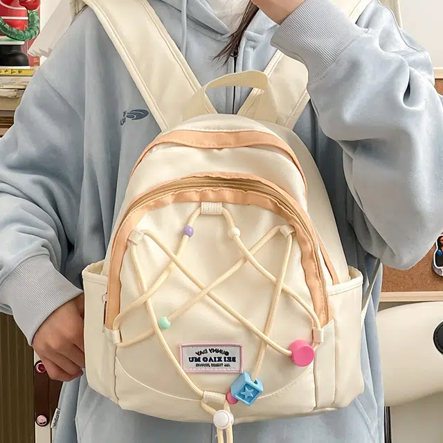 泰迪珍藏 多巴胺百搭外出轻便小巧 尼龙 双肩包 常规 女款 多色