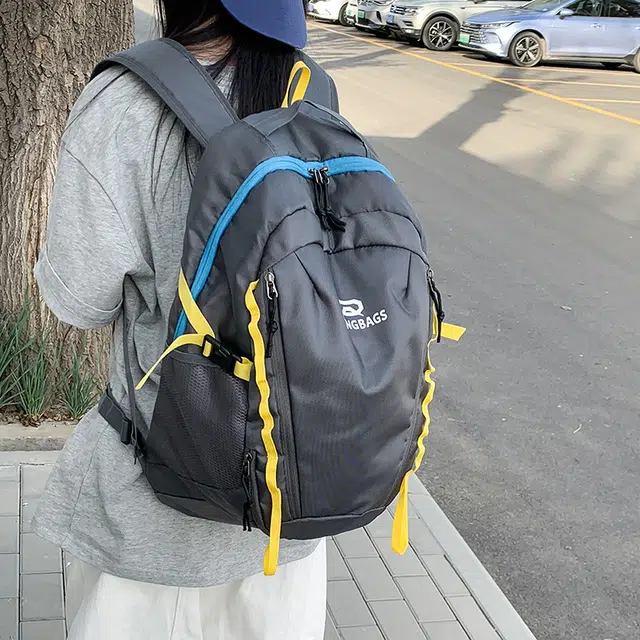 泰迪珍藏 轻便背包大容量旅行初中生高中大学生登山书包 牛津布 双肩包 男女同款情侣款 米白色/深灰色/黑色