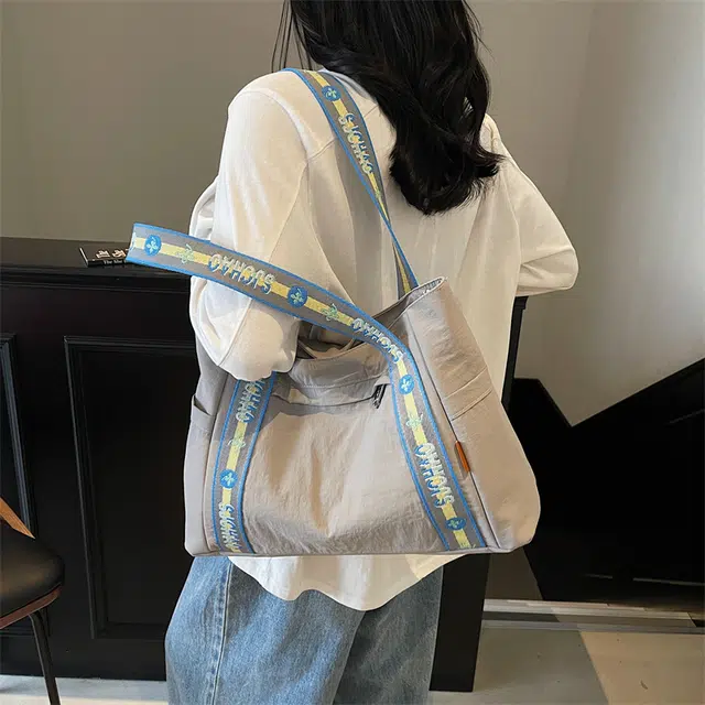 泰迪珍藏 韩版大容量时尚简约包上班通勤 帆布 托特包单肩包 女款 多色