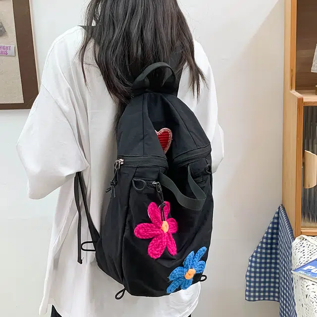 泰迪珍藏 轻便简约百搭花朵学生 尼龙 书包背包双肩包 女款 黑色