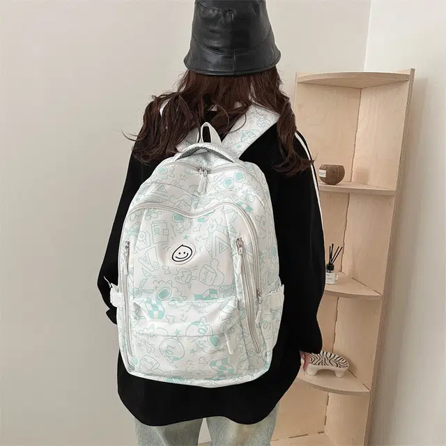 泰迪珍藏 日系小众原宿涂鸦设计轻便 牛津布 双肩包 常规 女款 多色