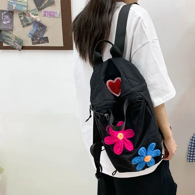泰迪珍藏 轻便简约百搭花朵学生 尼龙 书包背包双肩包 女款 黑色