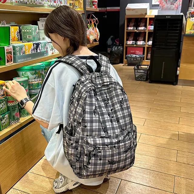 泰迪珍藏 高颜值碎花轻便通勤 提花面料 双肩包 女款 多色