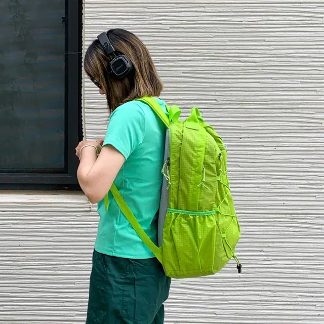 泰迪珍藏 时尚小众简约纯色百搭轻便 尼龙 双肩包 男女同款情侣款 多色