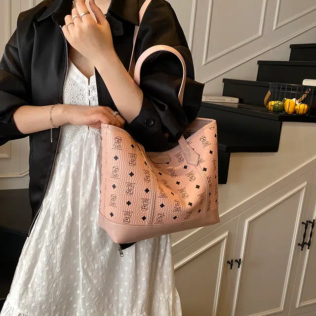 PU Tote