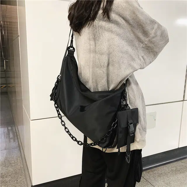 泰迪珍藏 工装机能风时尚百搭街头潮酷 尼龙 斜挎单肩包 男女同款情侣款 黑色