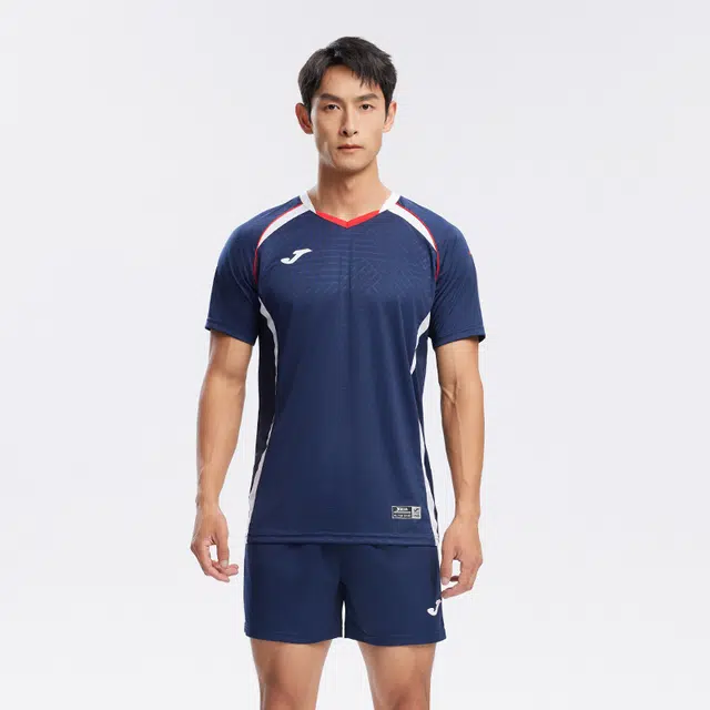 JOMA V