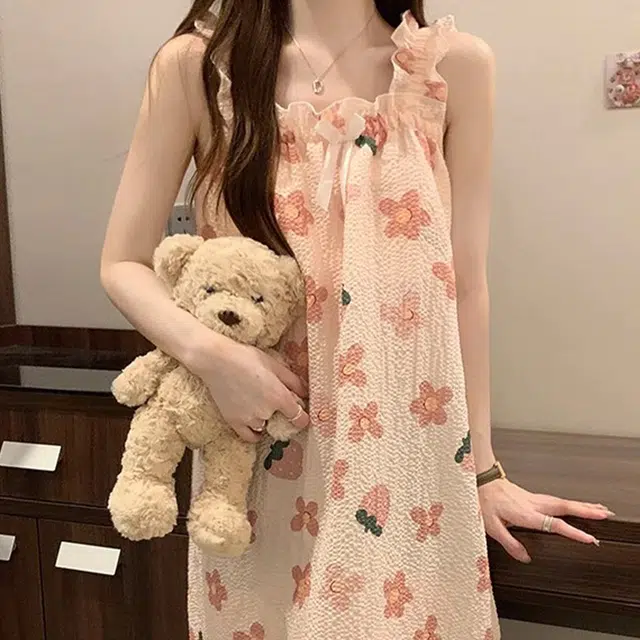 棉购 自带胸垫韩系碎花居家服可爱甜美无袖吊带睡裙 女款