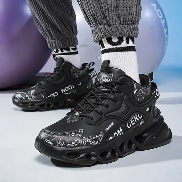 金迈王 百搭超轻舒适时尚 中帮 生活休闲鞋 男款