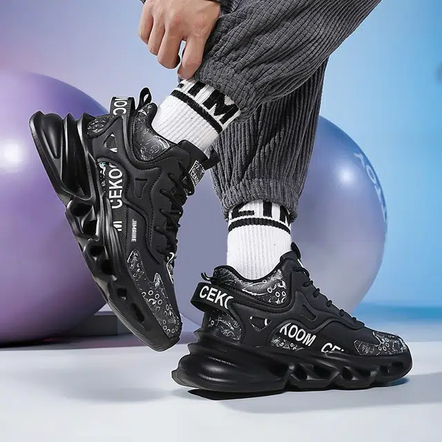 金迈王 百搭超轻舒适时尚 中帮 生活休闲鞋 男款